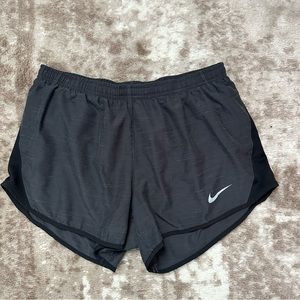 Nike women’s shorts